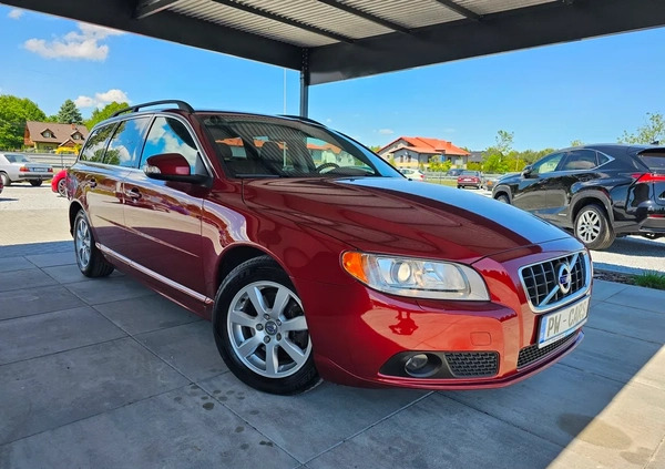 Volvo V70 cena 34900 przebieg: 229000, rok produkcji 2010 z Biała Piska małe 232